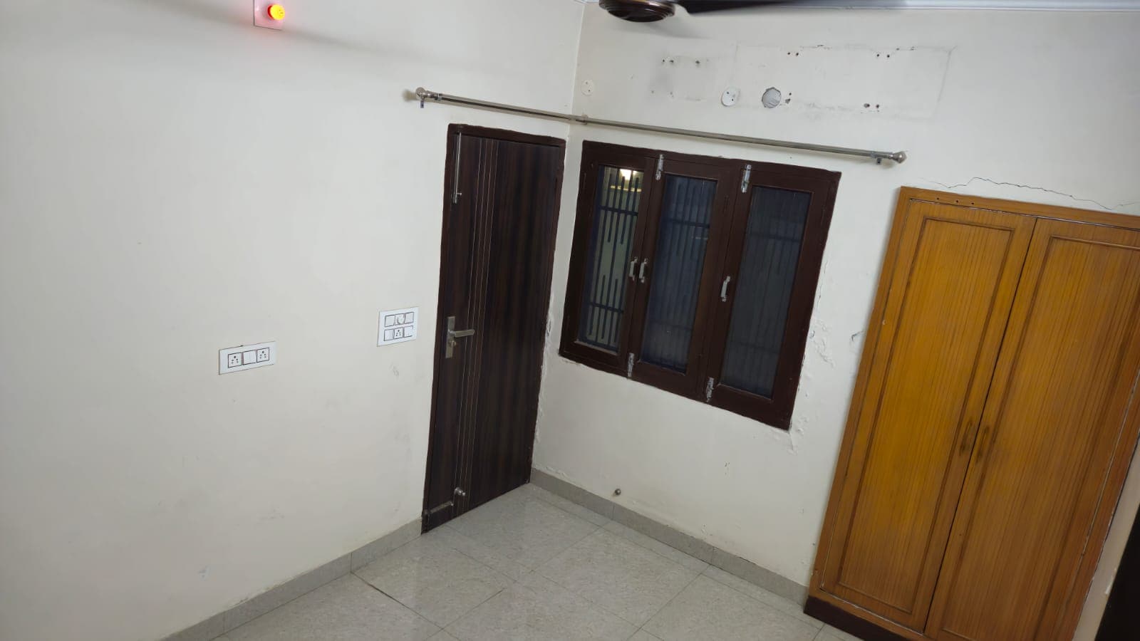 2 BHK Fully Furnished Apartment for Rent in Sector 28-A