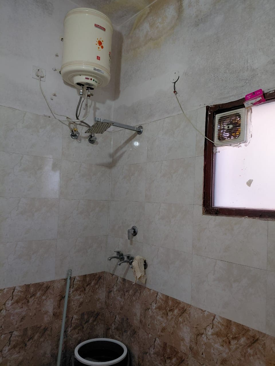 Two Room Set for Rent